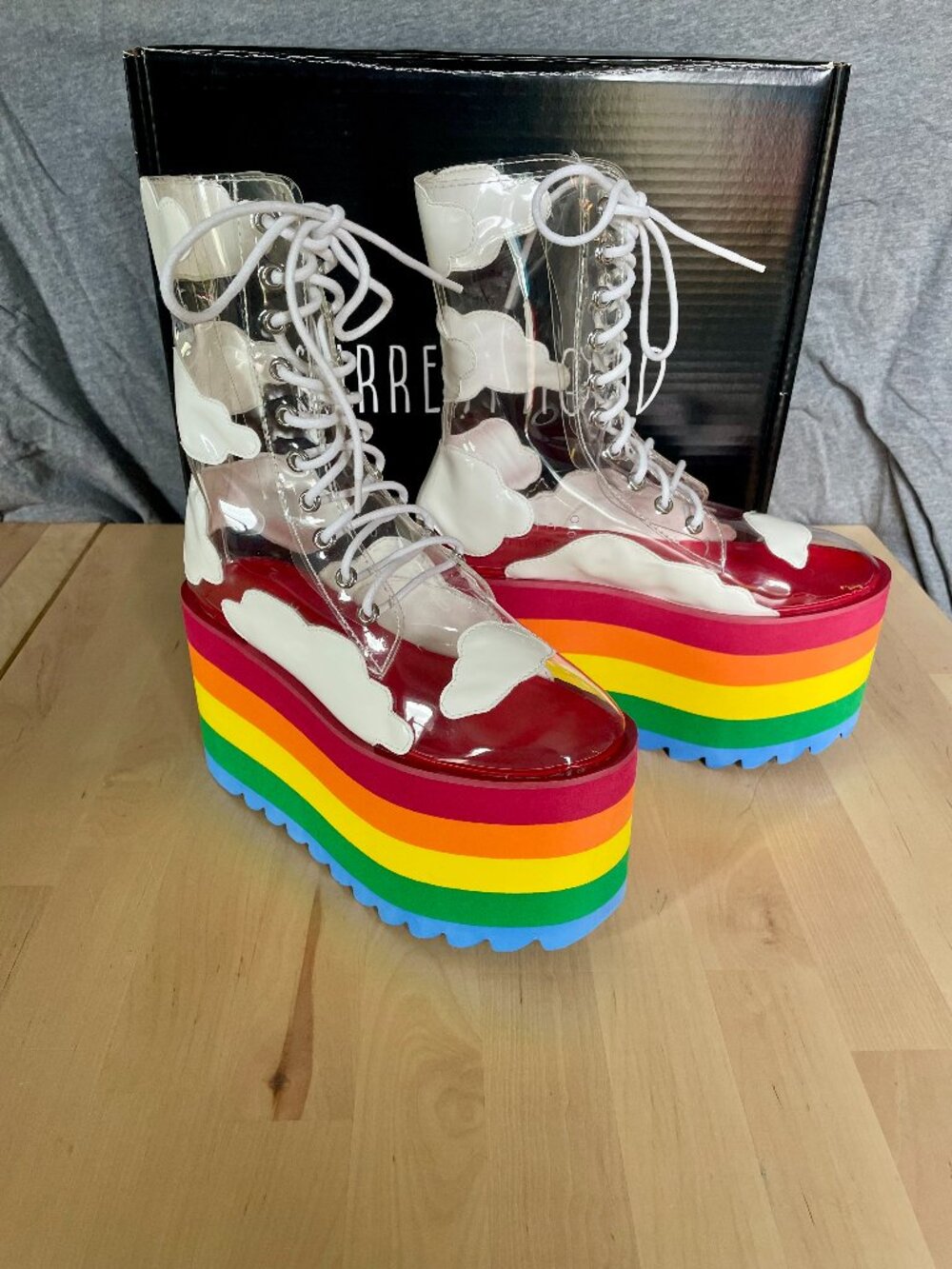 Dolls Kill Current Mood Rainbow & Clouds Happy Daze Platforms size 7 NEW IN BOX